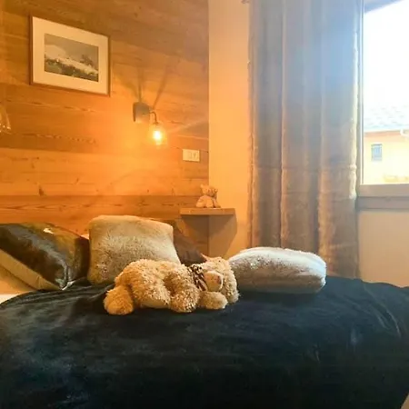 Facing Glaciers In Holiday home
